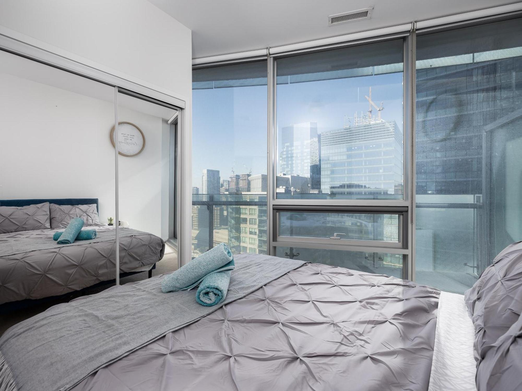 Globalstay. Amazing Downtown Apartments โตรอนโต ภายนอก รูปภาพ